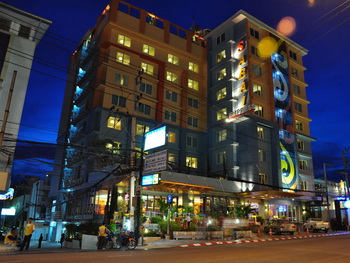 Thailand, Pattaya, Sabai Empress Hotel